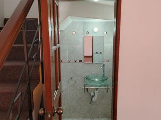 Foto 9 de ALQUILER  CASA REMODELADA EN CONDOMINIO  SEGURO  CERCA C.C.EL POLO, COLEGIOS,UNIVERSIDADES