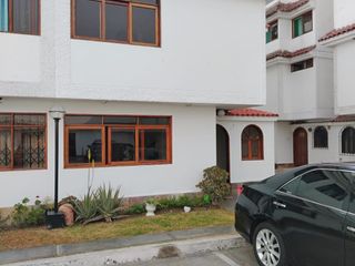 Foto 1 de ALQUILER  CASA REMODELADA EN CONDOMINIO  SEGURO  CERCA C.C.EL POLO, COLEGIOS,UNIVERSIDADES