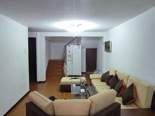 Foto 5 de Casa con seis dormitorios en venta, Floresta 2