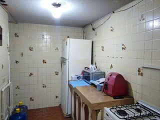 Foto 8 de Casa con seis dormitorios en venta, Floresta 2