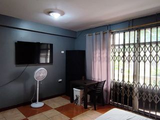 Foto 14 de Casa con seis dormitorios en venta, Floresta 2