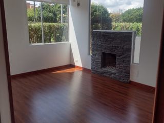 Foto 3 de SE ARRIENDA HERMOSA CASA  EN CONDOMINIO SABANA PIJAO