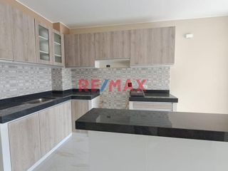Foto 1 de Alquilo Departamento En Estreno En Manchay Amplio Y Seguro De 104M2 Entre Las Av. Victor Malazquez Y Av. Los Claveles Altos.