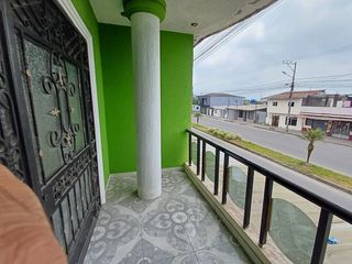Foto 12 de SE VENDE CASA RENTERA DE OPORTUNIDAD  2 BLOQUES, 440 M² EL PROLETARIADO - SANTO DOMINGO - ECUADOR