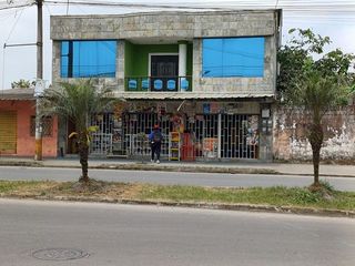 Foto 2 de SE VENDE CASA RENTERA DE OPORTUNIDAD  2 BLOQUES, 440 M² EL PROLETARIADO - SANTO DOMINGO - ECUADOR