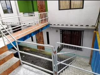 Foto 13 de SE VENDE CASA RENTERA DE OPORTUNIDAD  2 BLOQUES, 440 M² EL PROLETARIADO - SANTO DOMINGO - ECUADOR