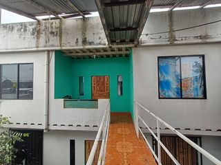 Foto 14 de SE VENDE CASA RENTERA DE OPORTUNIDAD  2 BLOQUES, 440 M² EL PROLETARIADO - SANTO DOMINGO - ECUADOR