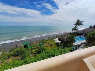 Foto 11 de SE VENDE HERMOSO DEPARTAMENTO AMOBLADO 227 M2.  SAME – ATACAMES – ESMERALDAS – ECUADOR