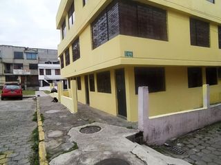 Foto 3 de SE VENDE CASA DE TRES PLANTAS 289,24 M2.  TURUBAMBA ALTO – QUITO - PICHINCHA