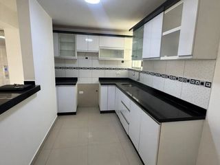 Foto 7 de Venta Moderno Departamento en San Juan de Miraflores