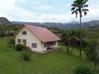 Foto 1 de CASA VACACIONAL CON 6239 M2 TERRENO EN YUNGUILLA