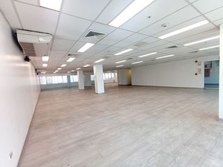 Foto 2 de Alquiler De Edificio Completo Para Oficinas En Surco Cerca A La Embajada De Estados Unidos
