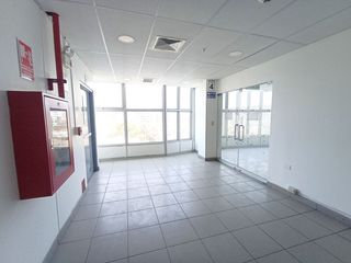 Foto 7 de Alquiler De Edificio Completo Para Oficinas En Surco Cerca A La Embajada De Estados Unidos