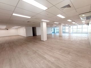 Foto 9 de Alquiler De Edificio Completo Para Oficinas En Surco Cerca A La Embajada De Estados Unidos