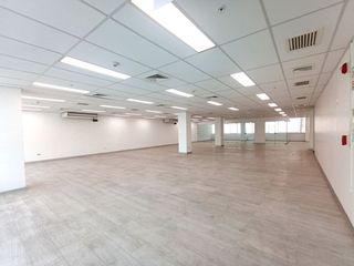 Foto 18 de Alquiler De Edificio Completo Para Oficinas En Surco Cerca A La Embajada De Estados Unidos