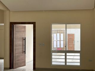 Foto 5 de Salinas - Sector del Country Club, casa por estrenar de 3 dormitorios y terreno de 250 m2 (2690,98 sq ft)