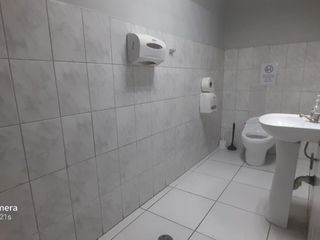 Foto 4 de Oportunidad única ¡Local Comercial en Alquiler en Av. Garzón, Jesús María!