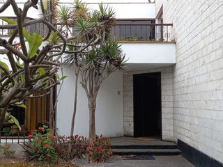 Foto 6 de SE VENDE HERMOSA CASA EN LA MOLINA