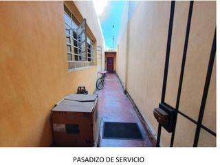 Foto 10 de VENDO AMPLIA CASA DE 424M2 EN BARRANCO