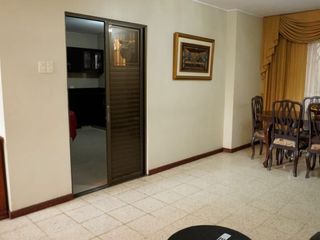 Foto 4 de Venta casa en La Garzota