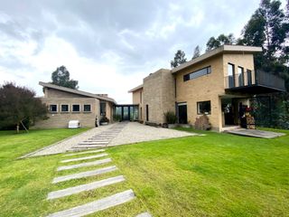 Foto 1 de FABULOSA CASA EN VENTA EN CAJICA EN BALCONES DE BUENAVISTA