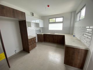 Foto 6 de VENDO DEPARTAMENTO EN SAMBORONDÓN POR ESTRENAR