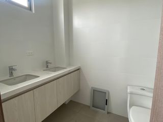 Foto 7 de VENDO DEPARTAMENTO EN SAMBORONDÓN POR ESTRENAR