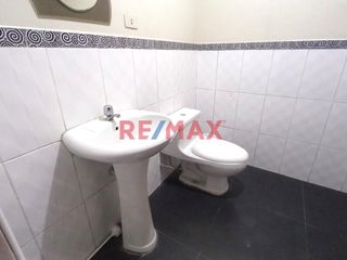 Foto 10 de Departamento Para Oficinas En Alquiler – En Urbanizacion Miraflores // ID: 1123969