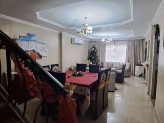 Foto 4 de Venta casa de dos pisos amueblada en Ciudadela Guayacanes, norte de Guayaquil.