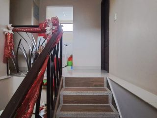 Foto 15 de Venta casa de dos pisos amueblada en Ciudadela Guayacanes, norte de Guayaquil.