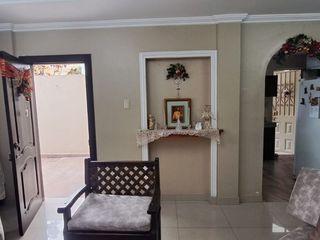 Foto 25 de Venta casa de dos pisos amueblada en Ciudadela Guayacanes, norte de Guayaquil.