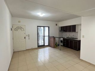 Foto 13 de VENTA DEPARTAMENTO 3 AMBIENTES CON COCHERA - VILLA SARMIENTO