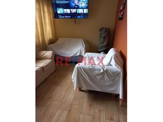 Foto 3 de Se Vende Amplia Casa En Los Olivos