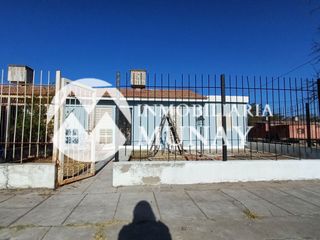 Foto 2 de VENTA CASA ESQUINA BARRIO SANTA ANA 1