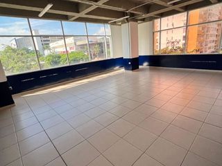 Foto 7 de ARRIENDO AMPLIO PISO DE OFICINA AL FRENTE DEL CENTRO COMERCIAL UNICO DE BARRANQUILLA