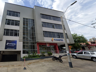 Foto 1 de ARRIENDO AMPLIO PISO DE OFICINA AL FRENTE DEL CENTRO COMERCIAL UNICO DE BARRANQUILLA