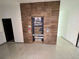 Foto 11 de ARRIENDO AMPLIO PISO DE OFICINA AL FRENTE DEL CENTRO COMERCIAL UNICO DE BARRANQUILLA