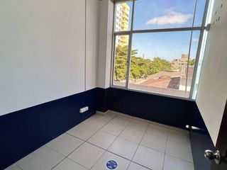Foto 13 de ARRIENDO AMPLIO PISO DE OFICINA AL FRENTE DEL CENTRO COMERCIAL UNICO DE BARRANQUILLA