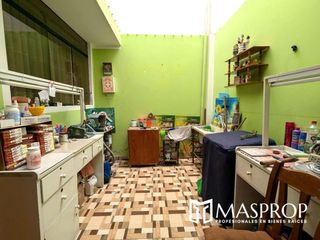 Foto 5 de Espaciosa Casa de 2 Niveles en Alfonso Ugarte III Etapa, Tacna