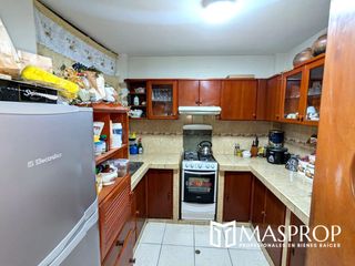 Foto 7 de Espaciosa Casa de 2 Niveles en Alfonso Ugarte III Etapa, Tacna
