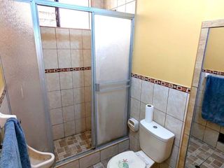 Foto 16 de Espaciosa Casa de 2 Niveles en Alfonso Ugarte III Etapa, Tacna