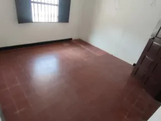 Foto 25 de VENDO AMPLIA CASA EN EL BARRIO OLAYA