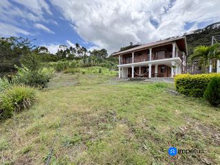 Foto 4 de Casa con terreno en venta en Malacatos a pocos minutos del pueblo