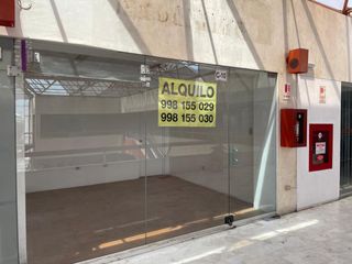 Foto 6 de LOCAL COMERCIAL - 19 M2 - EDIFICIO CON ASCENSOR