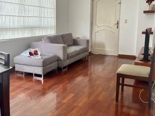Foto 1 de ¡Cálido y Bien Ubicado Departamento Amoblado en Miraflores!