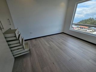 Foto 15 de Departamento en Venta en Monteserrin