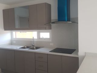 Foto 6 de Departamento en Venta en Monteserrin