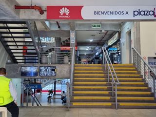 Foto 4 de PLAZATEC Tienda con dos frentes