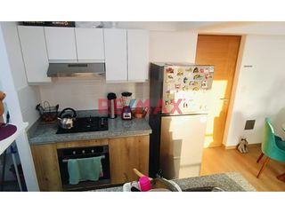 Foto 5 de Se Vende Departamento En Santa Beatriz - Cercado De Lima