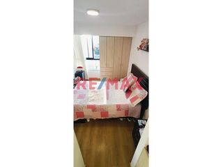Foto 8 de Se Vende Departamento En Santa Beatriz - Cercado De Lima